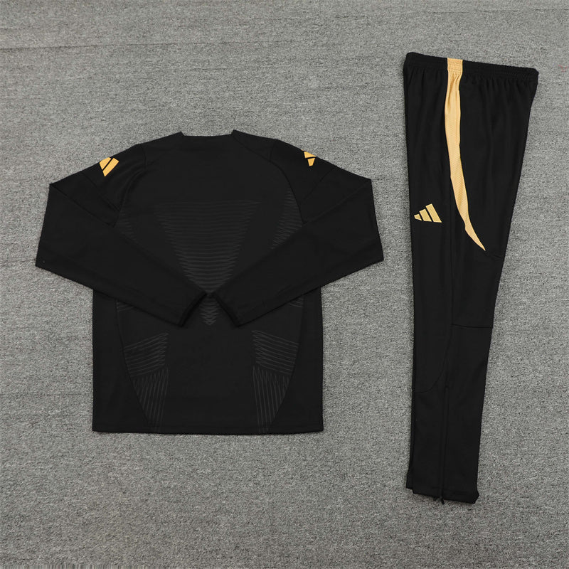 Real Madrid 2024/25 Training Tracksuit (Black)