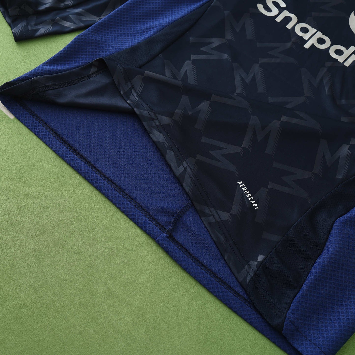 Manchester United 2024/25 Longsleeved Away Jersey - Fan Edition