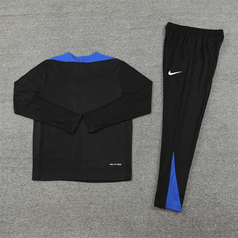 France 2024/25 Training Tracksuit (Black )