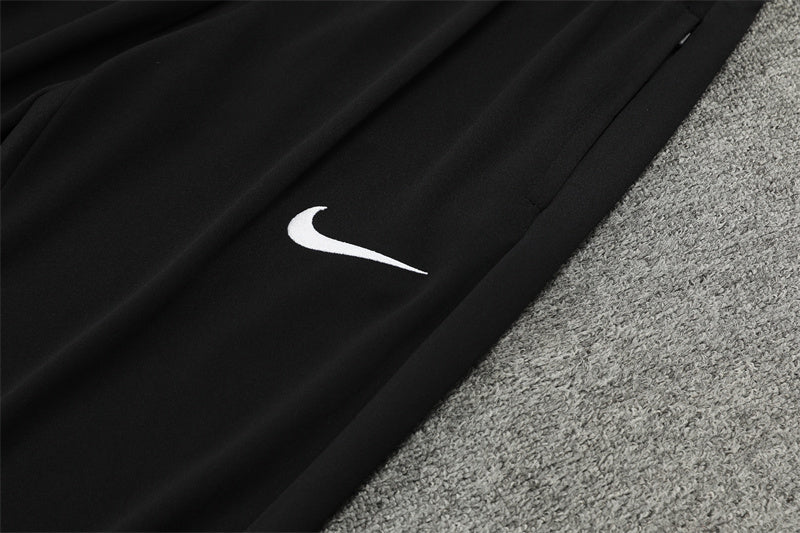 France 2024/25 Training Tracksuit (Black )