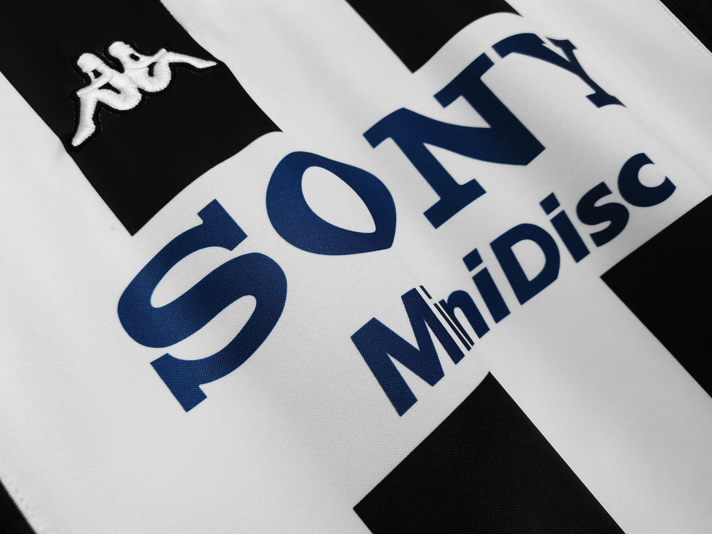 Juventus 1998/99 Longsleeved Home Jersey - Retro Edition - The Jersey Vault