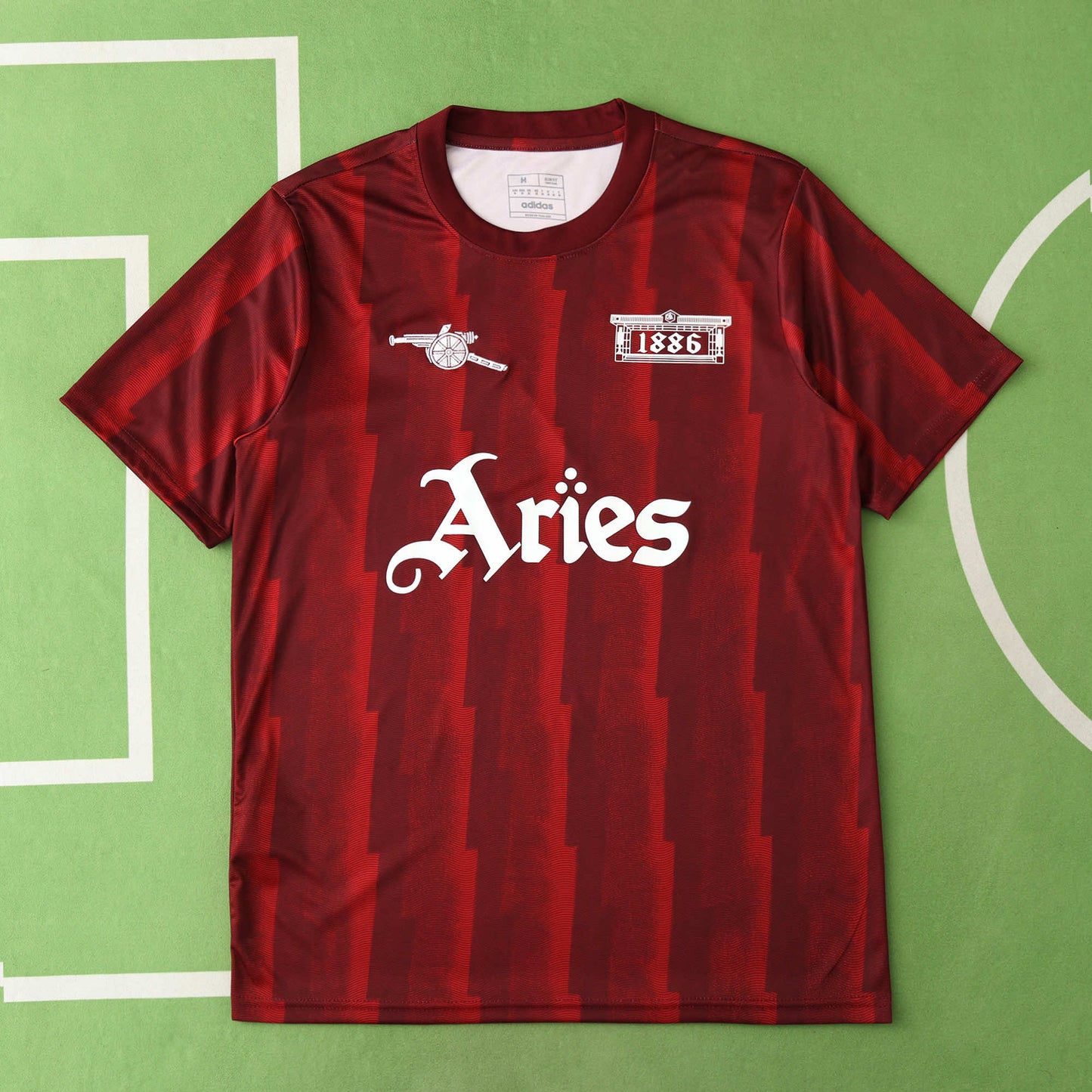 Arsenal 2024/25 Red Retro Jersey - Special Edition