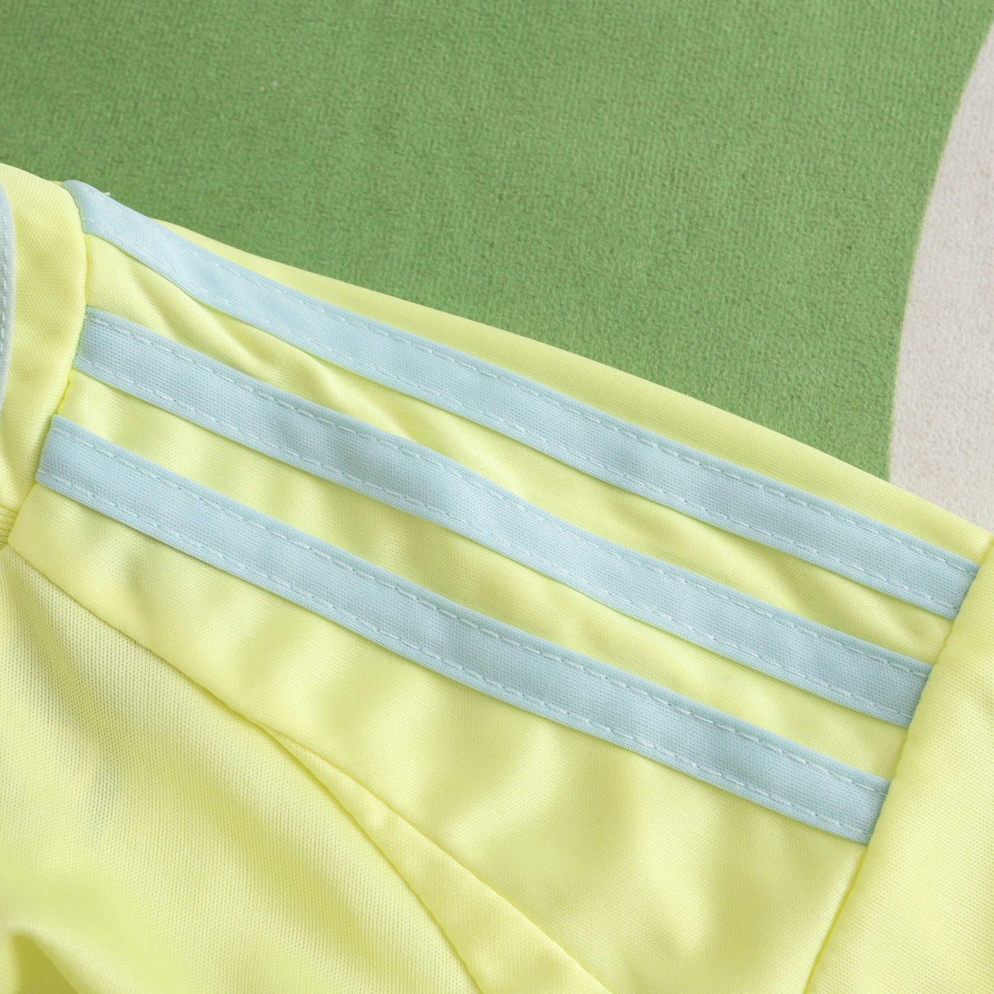 Spain 2024/25 Away Kit - Fan Edition (Kids) - The Jersey Vault