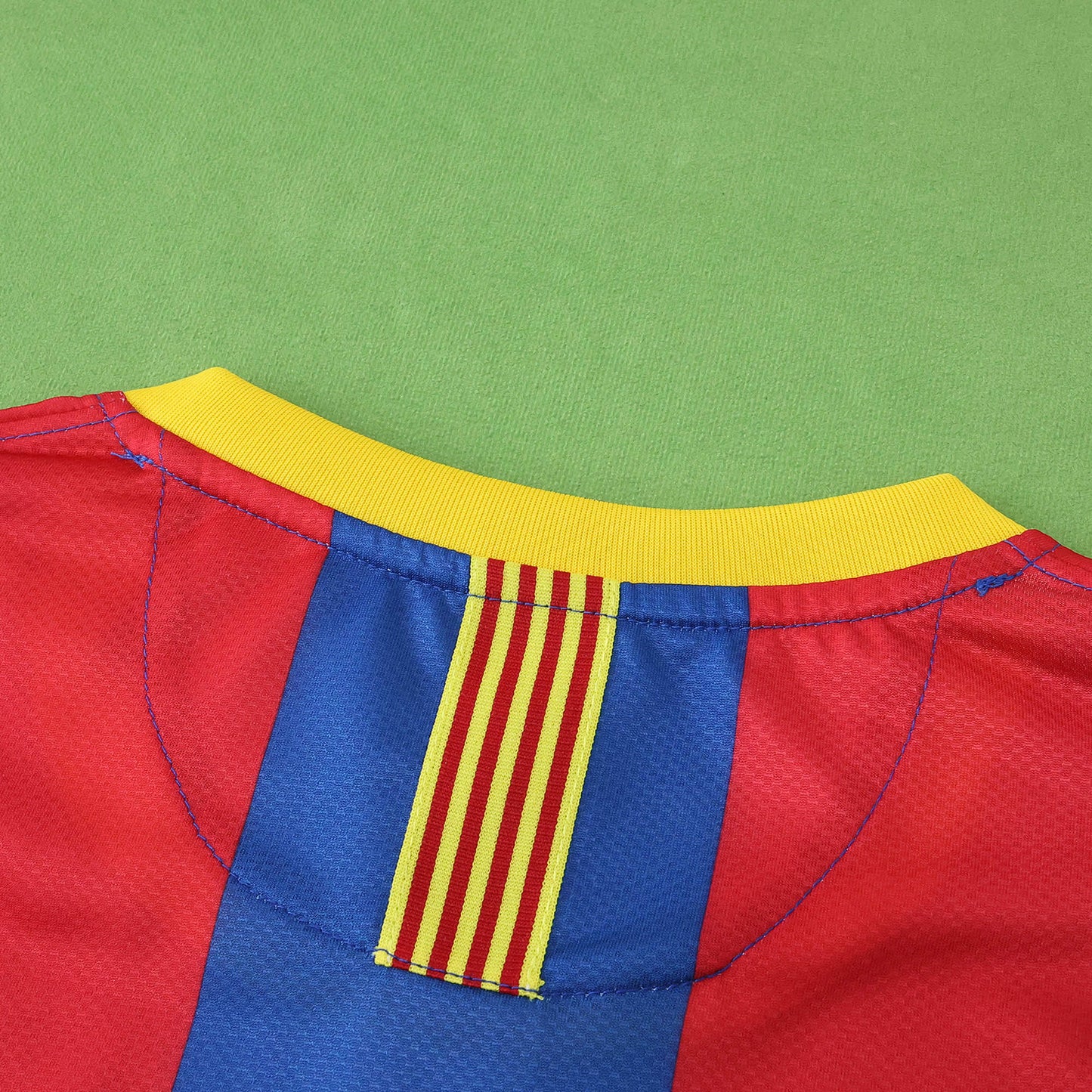 FC Barcelona 2010/11 Longsleeved Home Jersey - Retro Edition