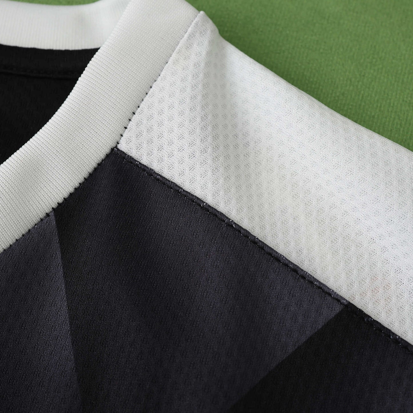 Leicester City 2015/16 Away Jersey - Retro Edition