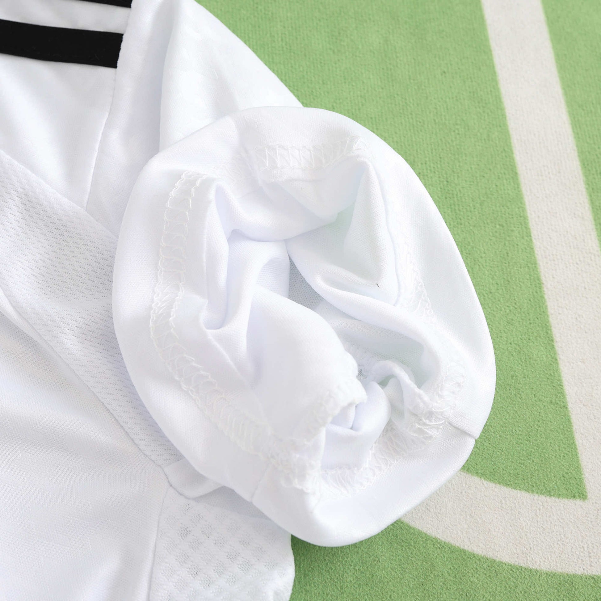 Real Madrid 2024/25 Home Kit - Fan Edition (Kids) - The Jersey Vault
