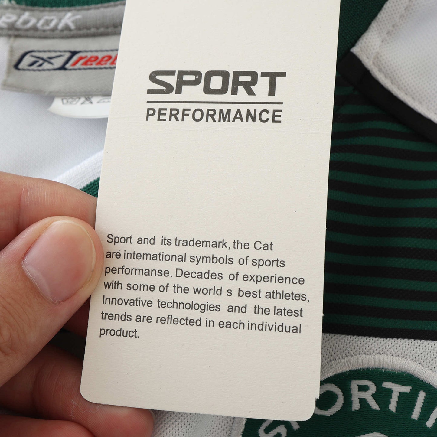 Sporting CP 2001/02 Longsleeved Home Jersey - Retro Edition