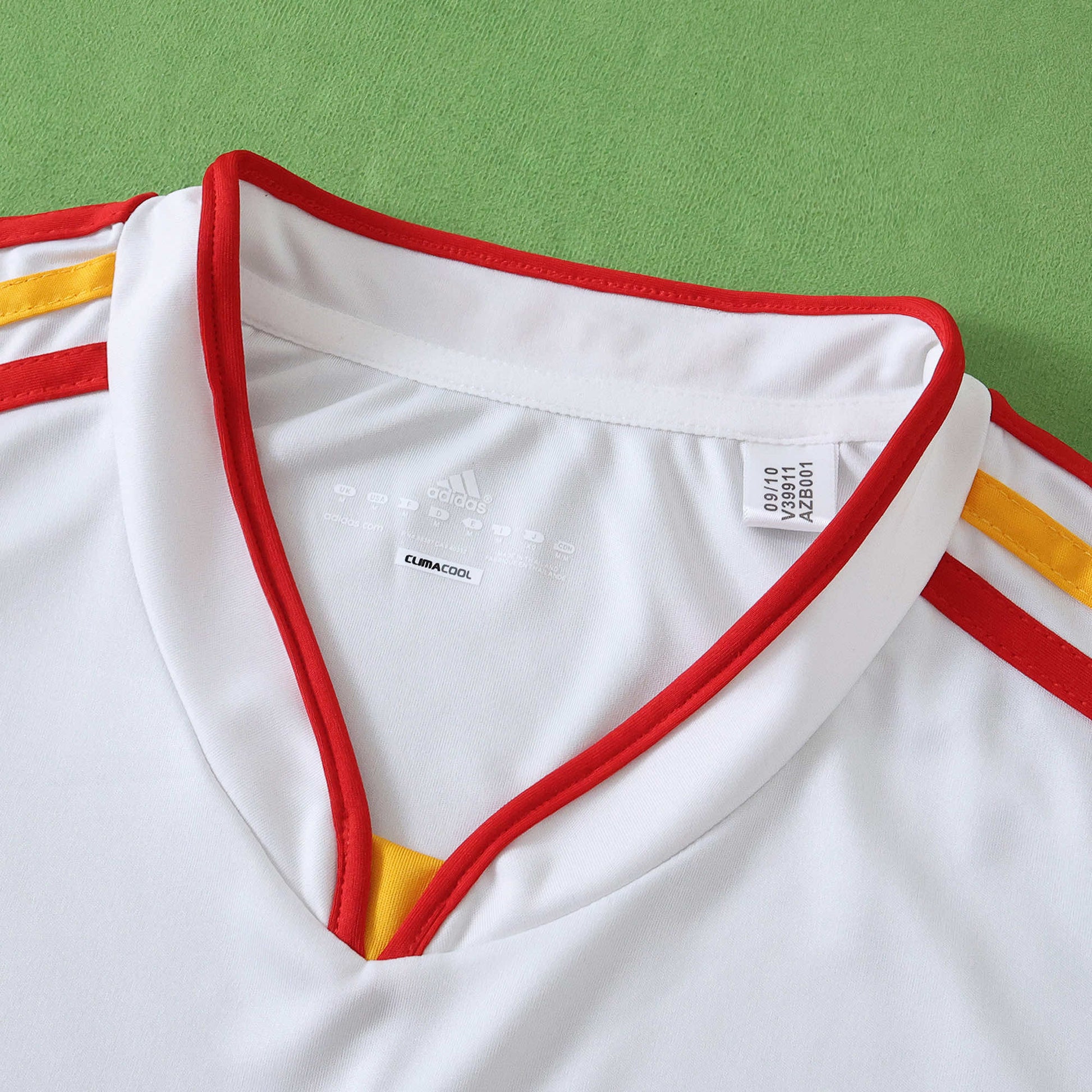 Spain 2010 Home Jersey - Retro Edition - The Jersey Vault