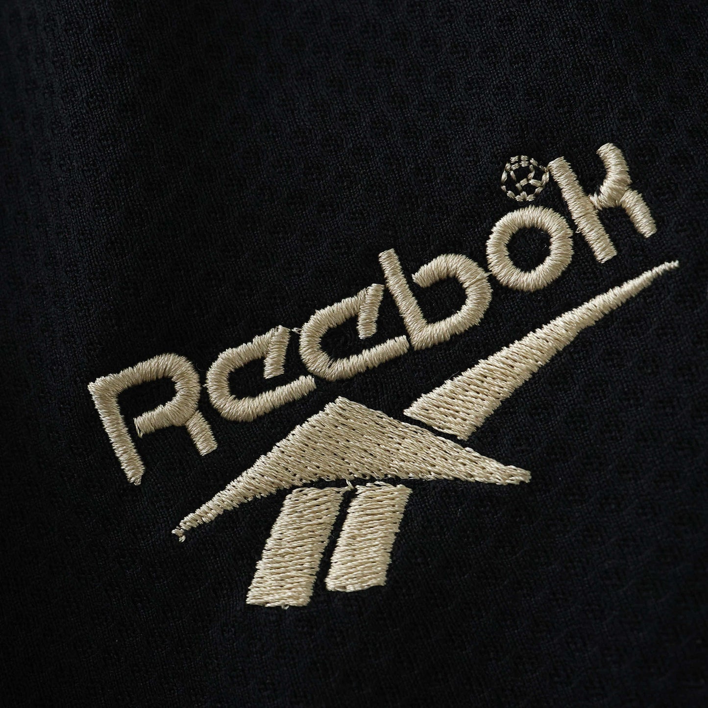Liverpool 1995/96 Away Kit - Retro Edition (Kids)