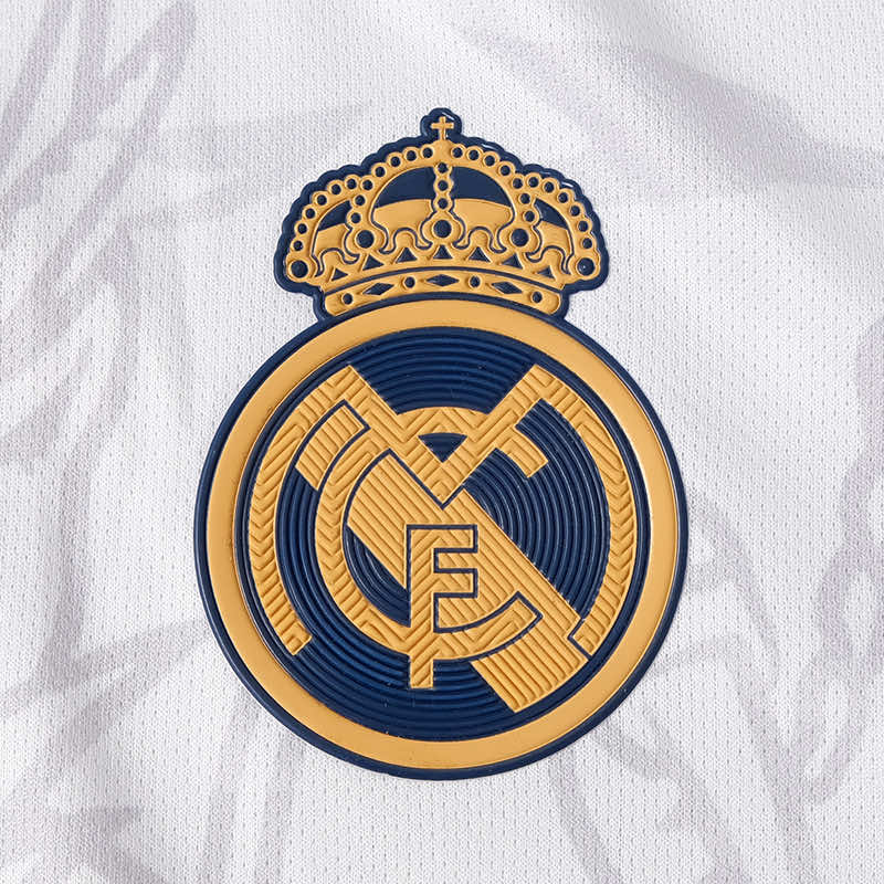 Real Madrid 2024/25 The Year of the Loong Memorial Jersey - Special Edition (White)