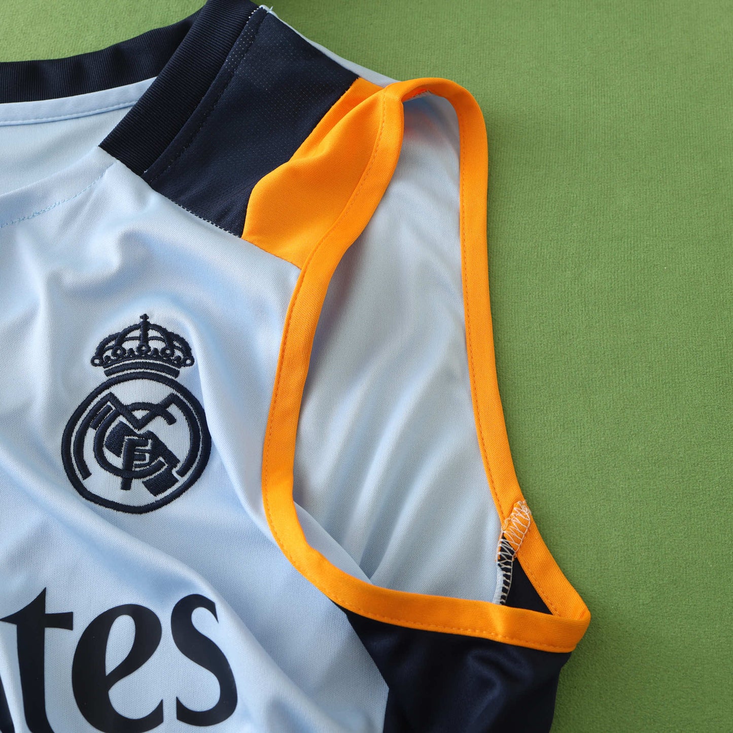 Real Madrid 2024/25 Training Vest Tracksuit (grey 2)