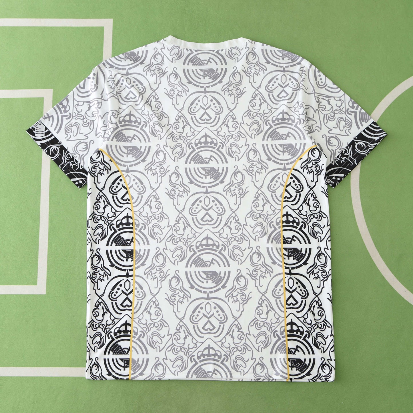 Real Madrid 2024/25 Madridistas Jersey - Special Edition (White)
