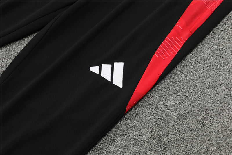 Bayern Munich 2024/25 Training Tracksuit (Black)