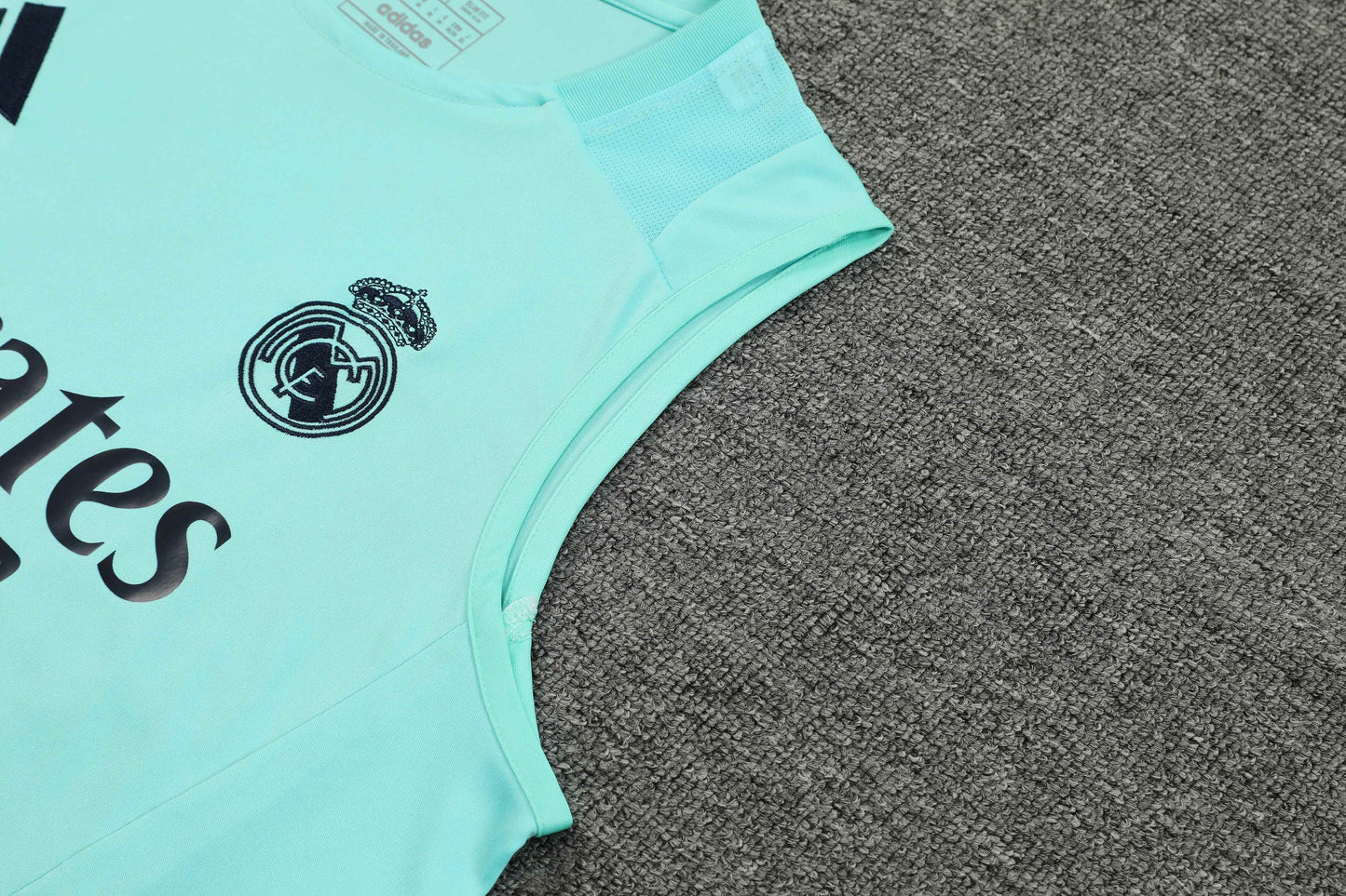 Real Madrid 2024/25 Training Vest Tracksuit (teal)