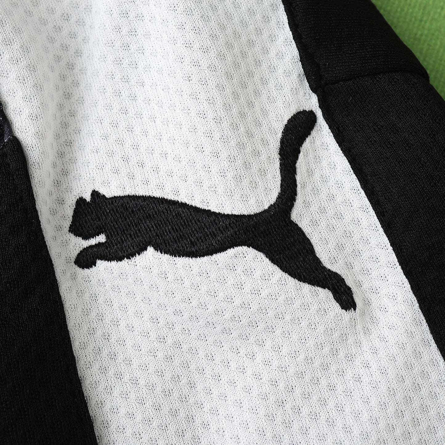 Leicester City 2015/16 Away Jersey - Retro Edition