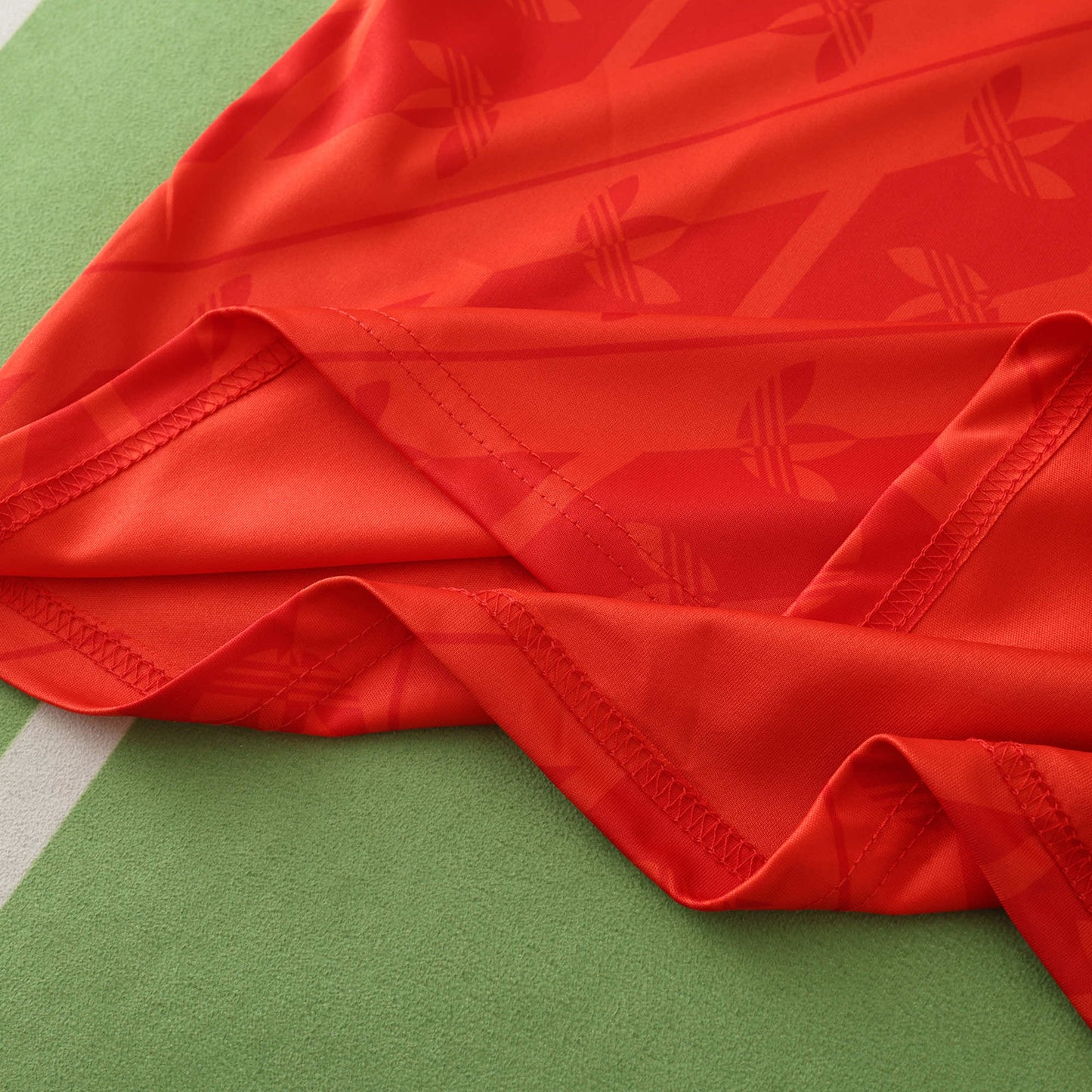 CR Flamengo 2024/25 Red Training Jersey - Fan Edition