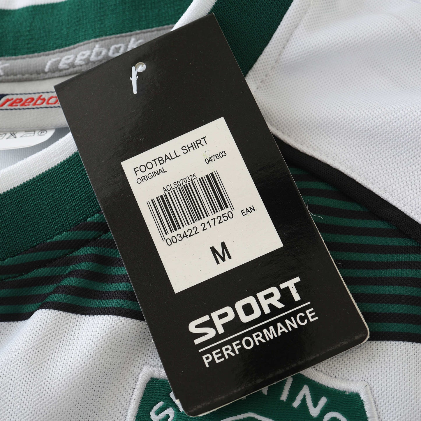 Sporting CP 2001/02 Longsleeved Home Jersey - Retro Edition