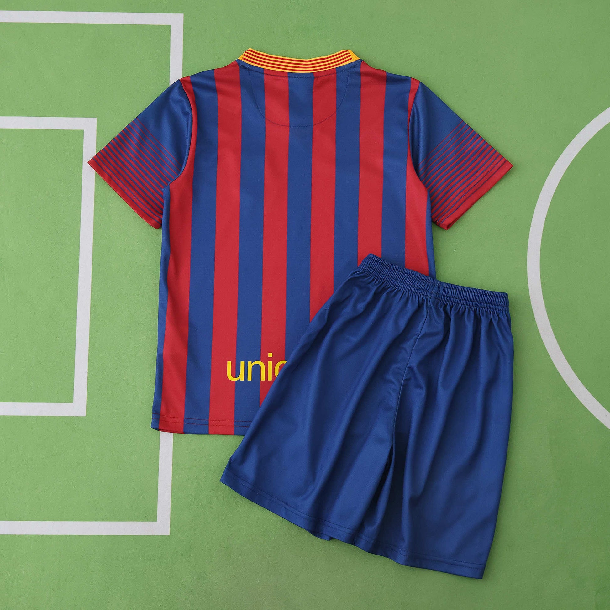 FC Barcelona 2013/14 Home Kit - Retro Edition (Kids) - The Jersey Vault