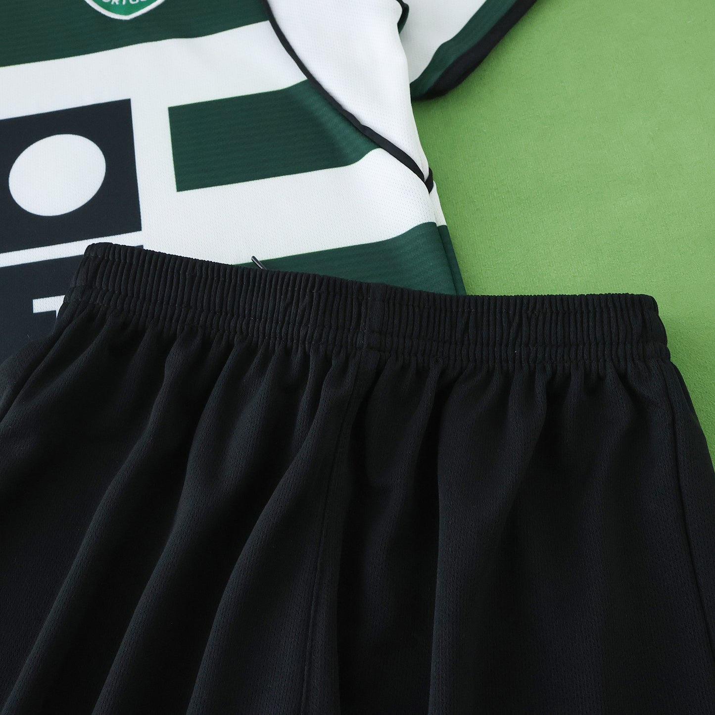 Sporting CP 2001/02 Home Jersey - Retro Edition (Kids)