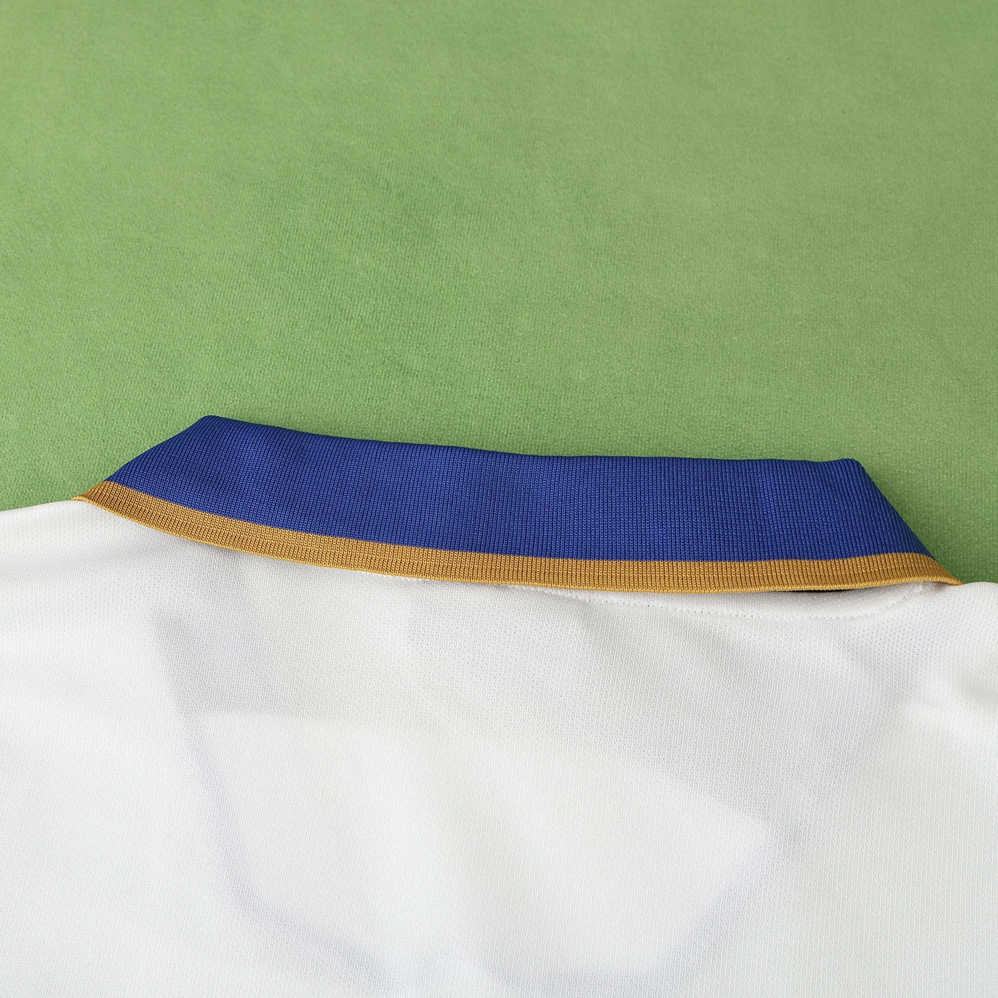 Italy 1996/97 Away Jersey - Retro Edition