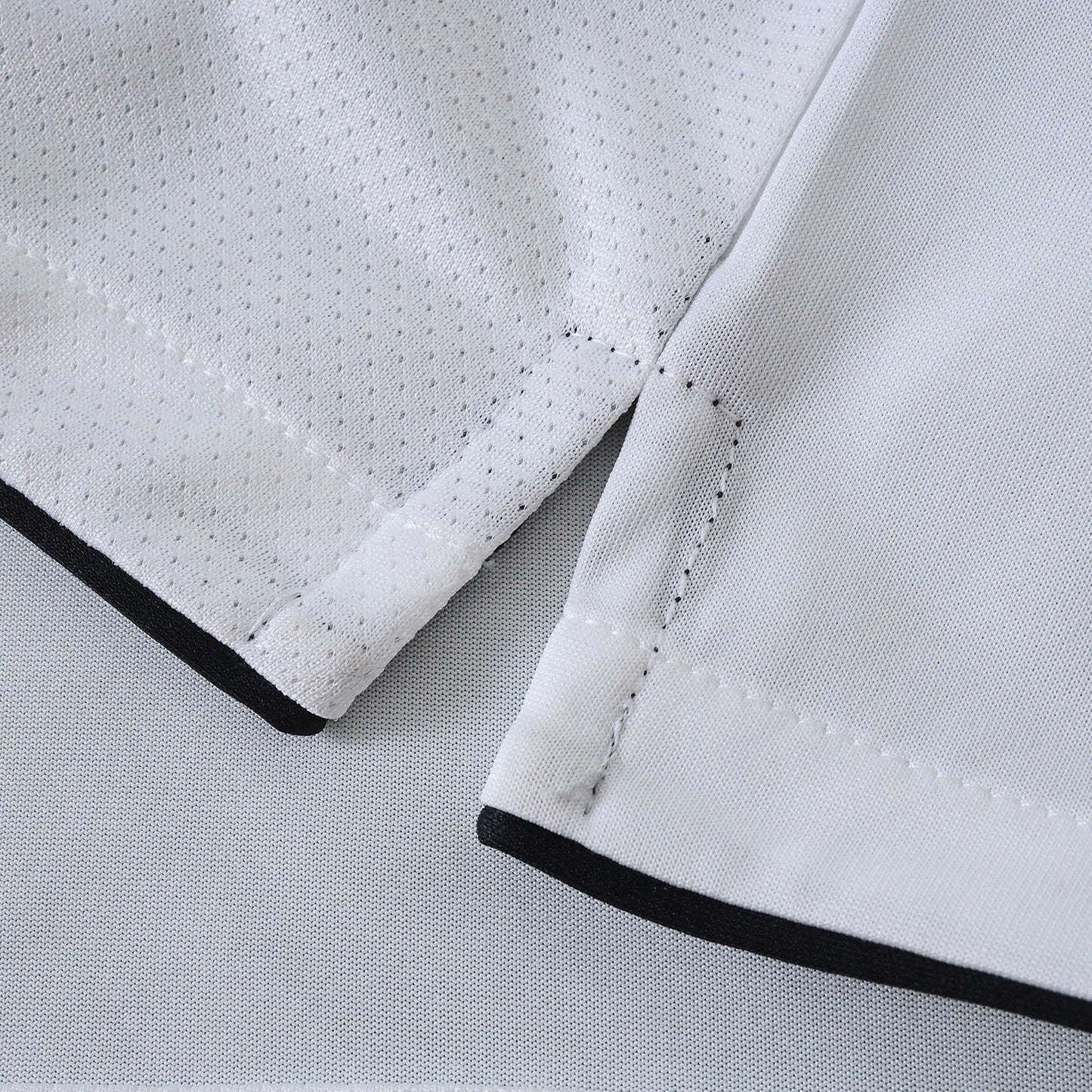 Manchester United 2010/11 Away Jersey - Retro Edition - The Jersey Vault