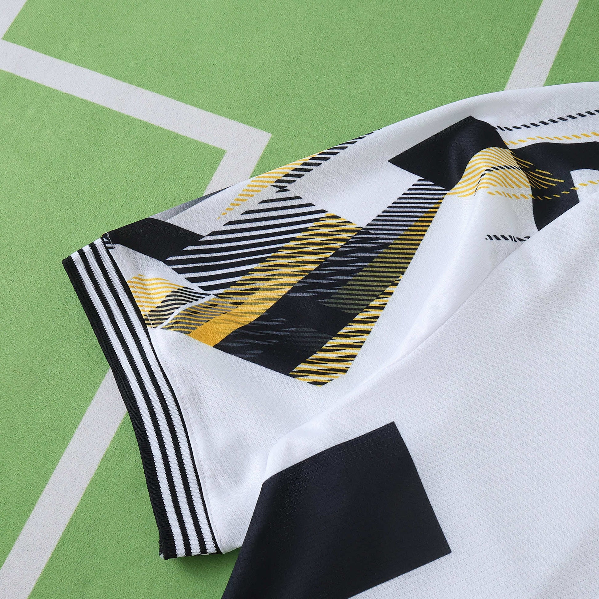 Real Madrid 2025/26 Concept Jersey - Special Edition - The Jersey Vault