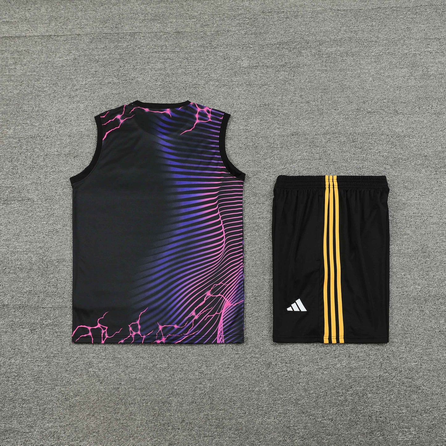 Real Madrid 2024/25 Training Vest Tracksuit (pink panther)