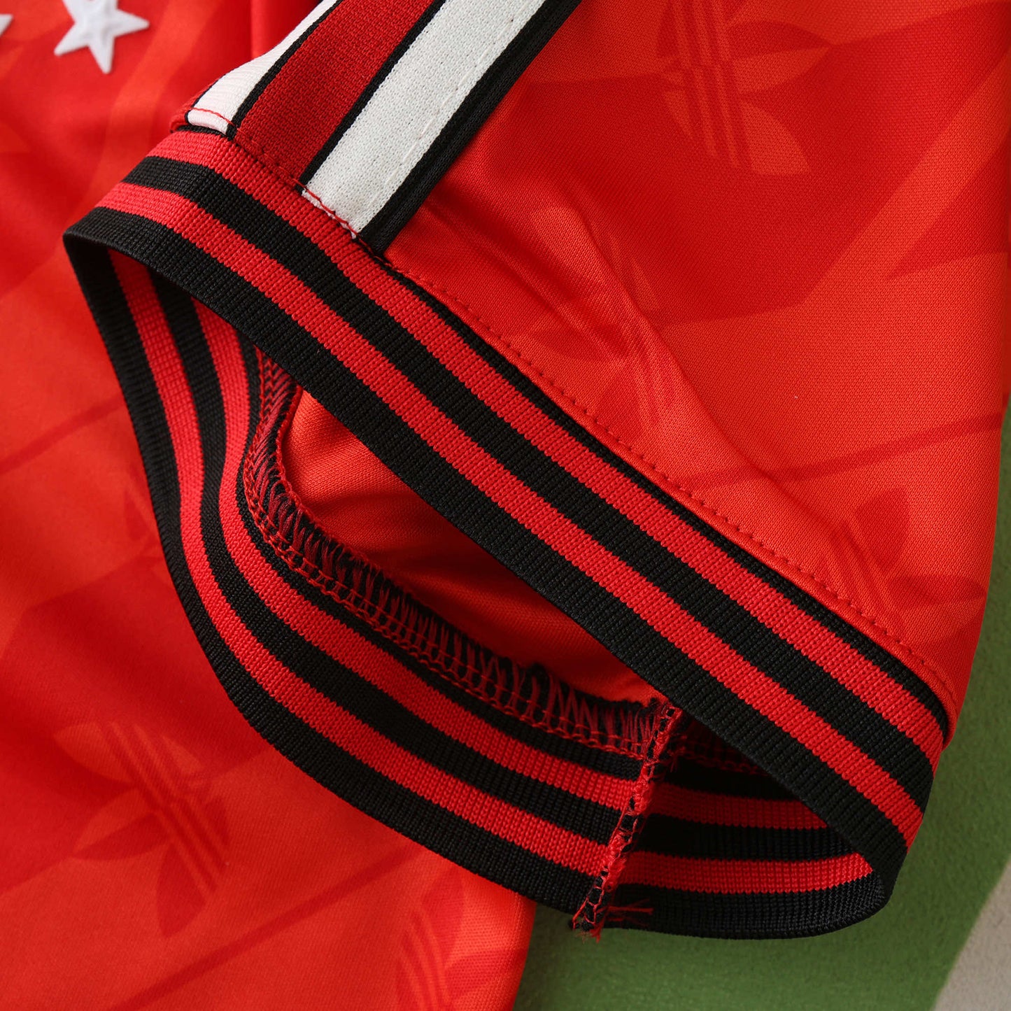 CR Flamengo 2024/25 Red Training Jersey - Fan Edition
