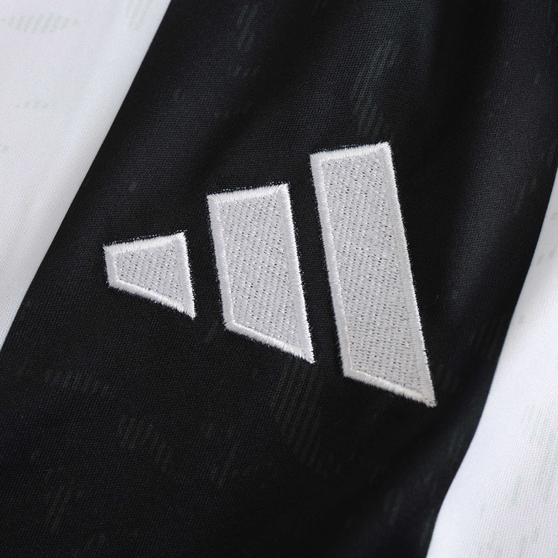 Juventus 2024/25 Home Jersey - Fan Edition - The Jersey Vault