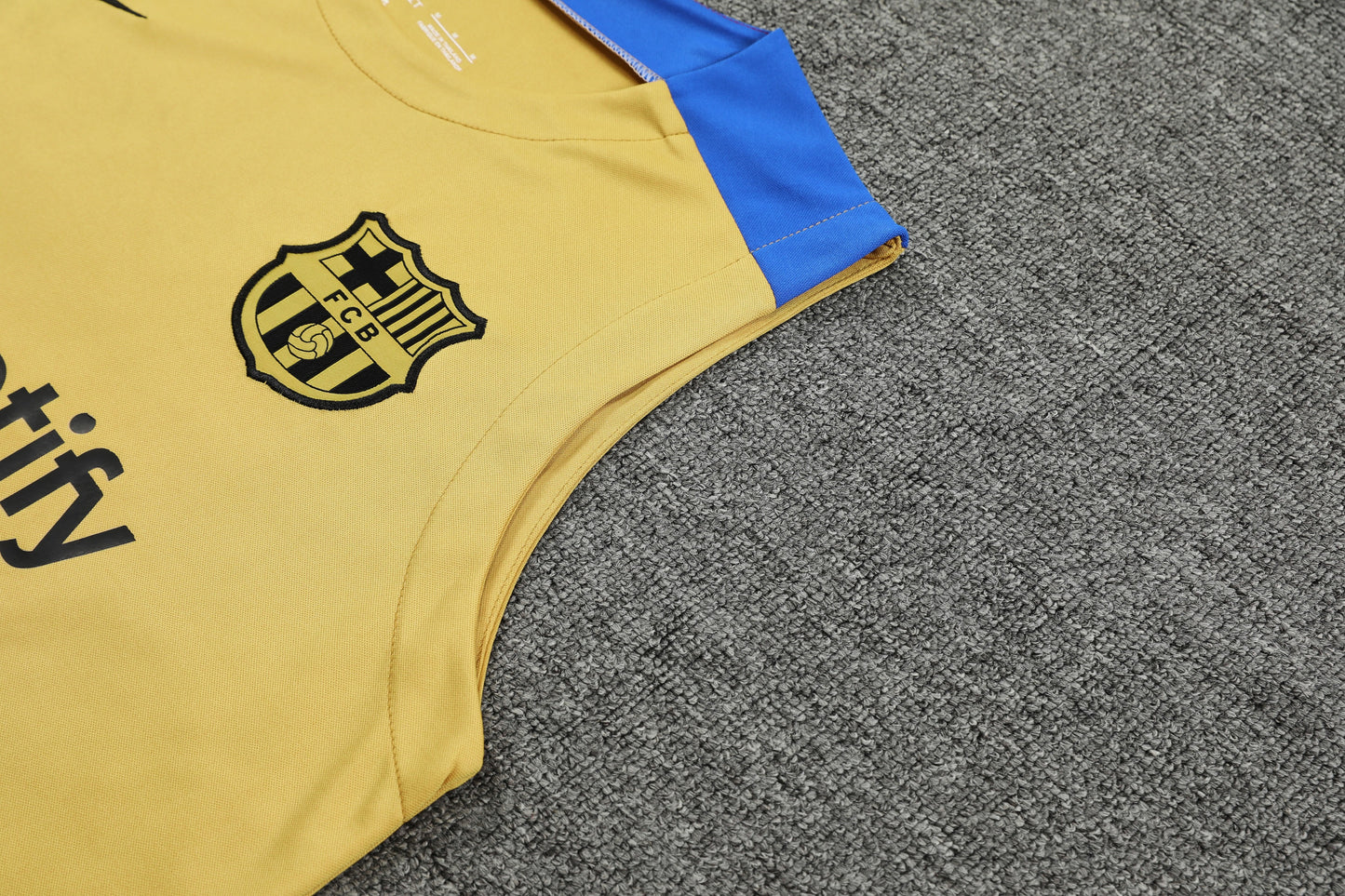 FC. Barcelona 2024/25 Training Vest Tracksuit (gold)