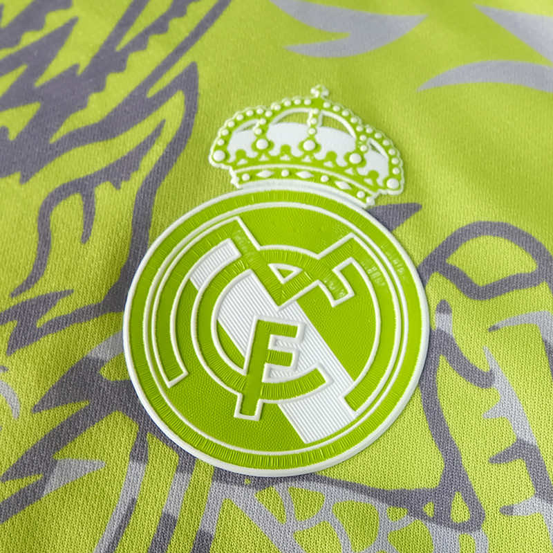 Real Madrid 2024/25 The Year of the Loong Memorial Jersey - Special Edition (Green)
