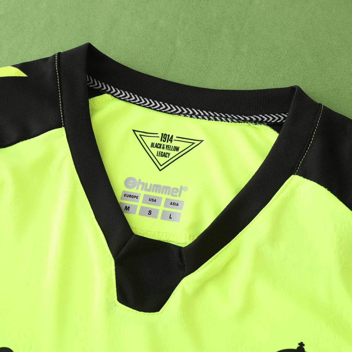 Real Betis 2024/25 Away Jersey - Fan Edition