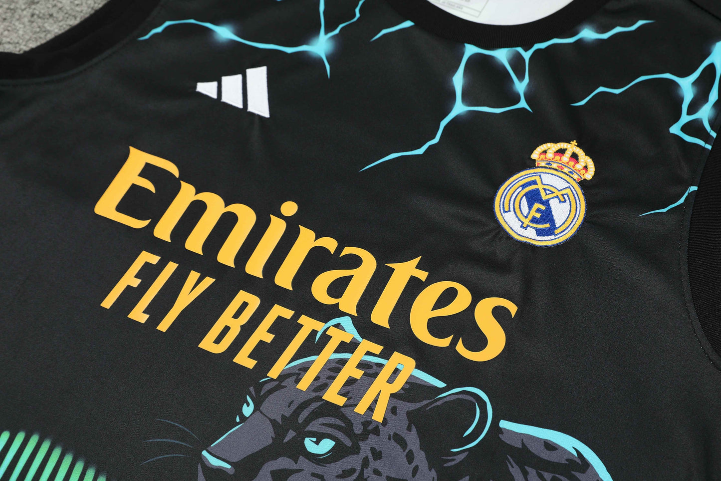 Real Madrid 2024/25 Training Vest Tracksuit (green panther)