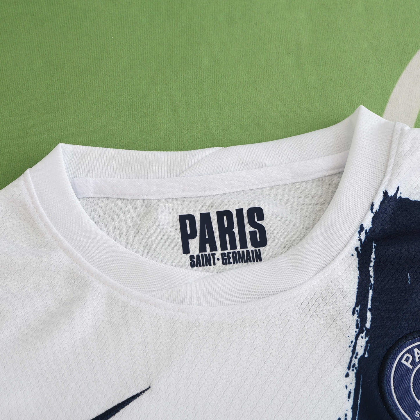 Paris Saint Germain 2024/25 Away Kit - Fan Edition (Kids)