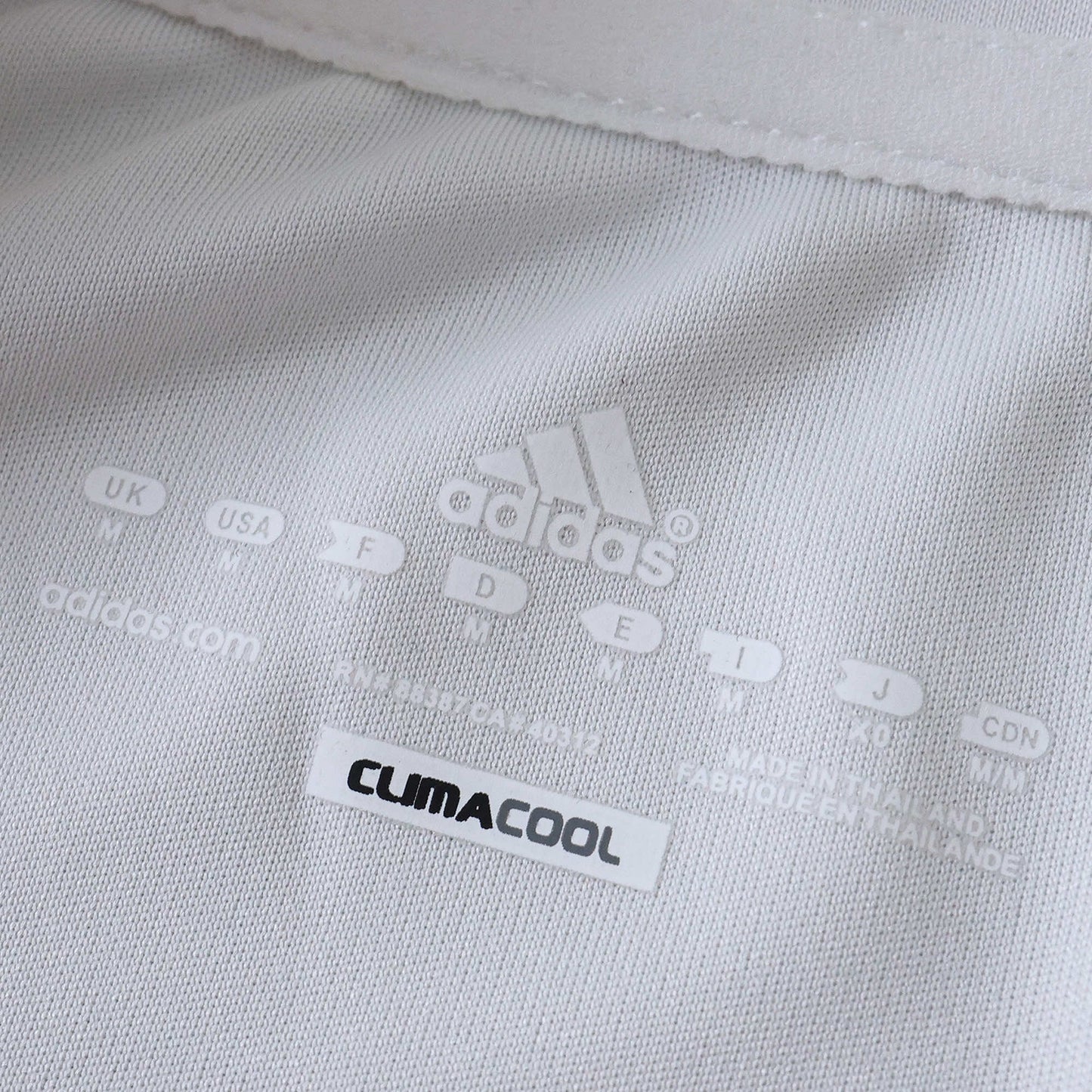 Spain 2010 Home Jersey - Retro Edition - The Jersey Vault