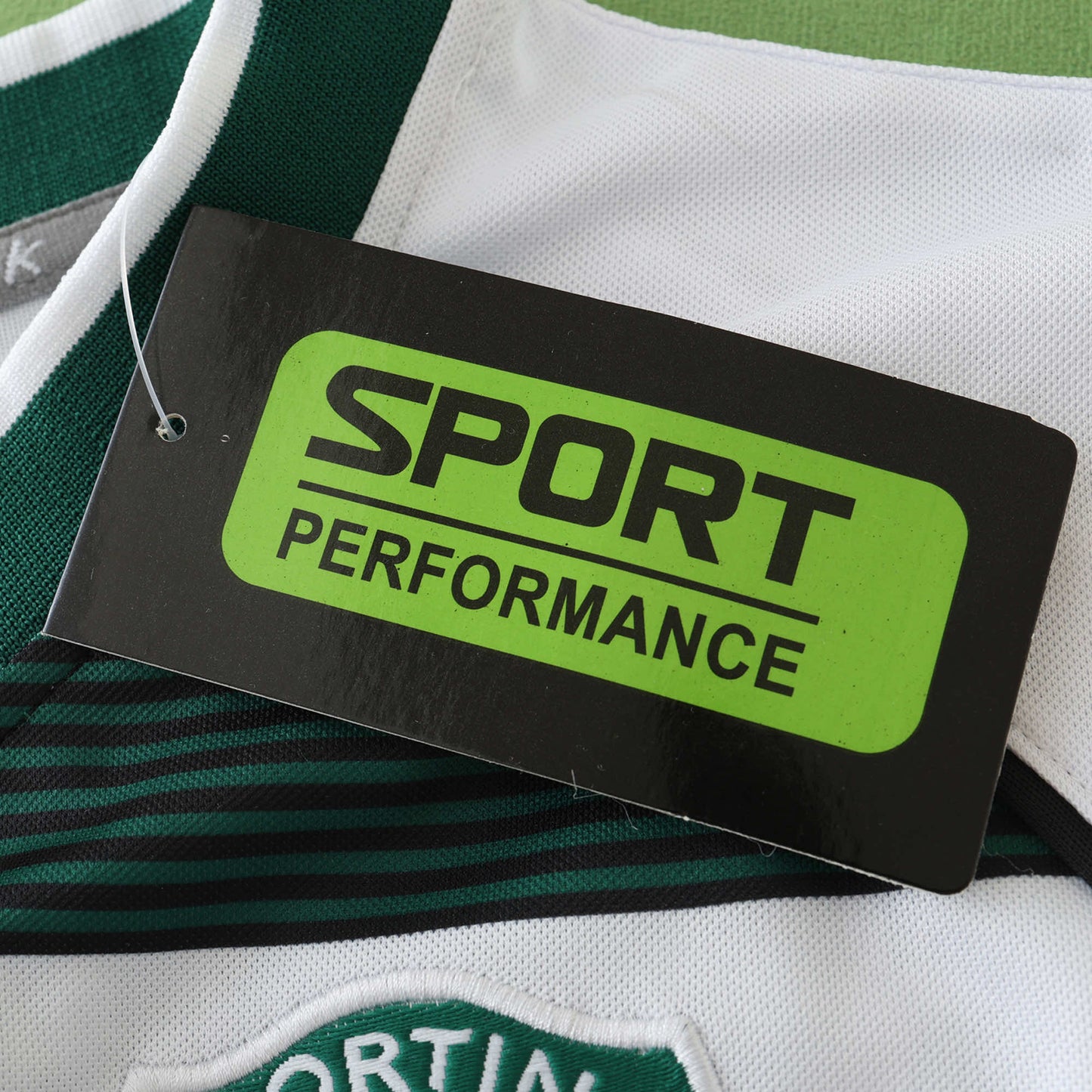 Sporting CP 2001/02 Longsleeved Home Jersey - Retro Edition