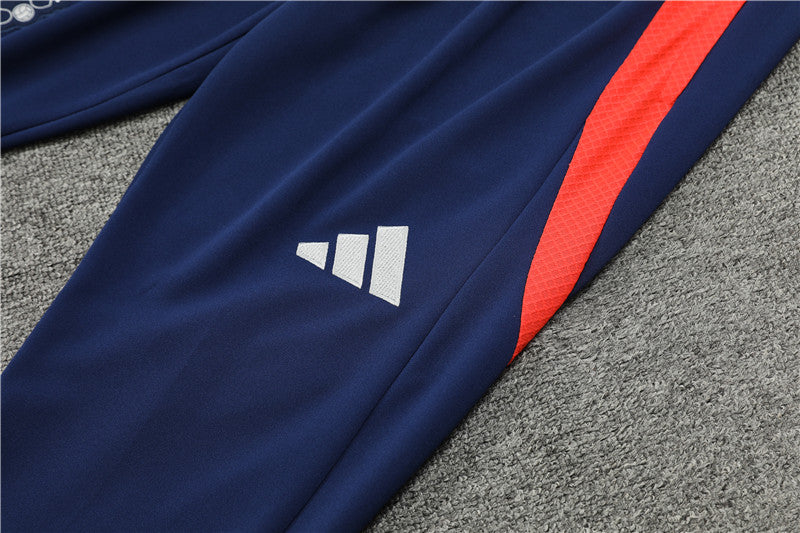 Manchester United 2024/25 Training Tracksuit (Red)