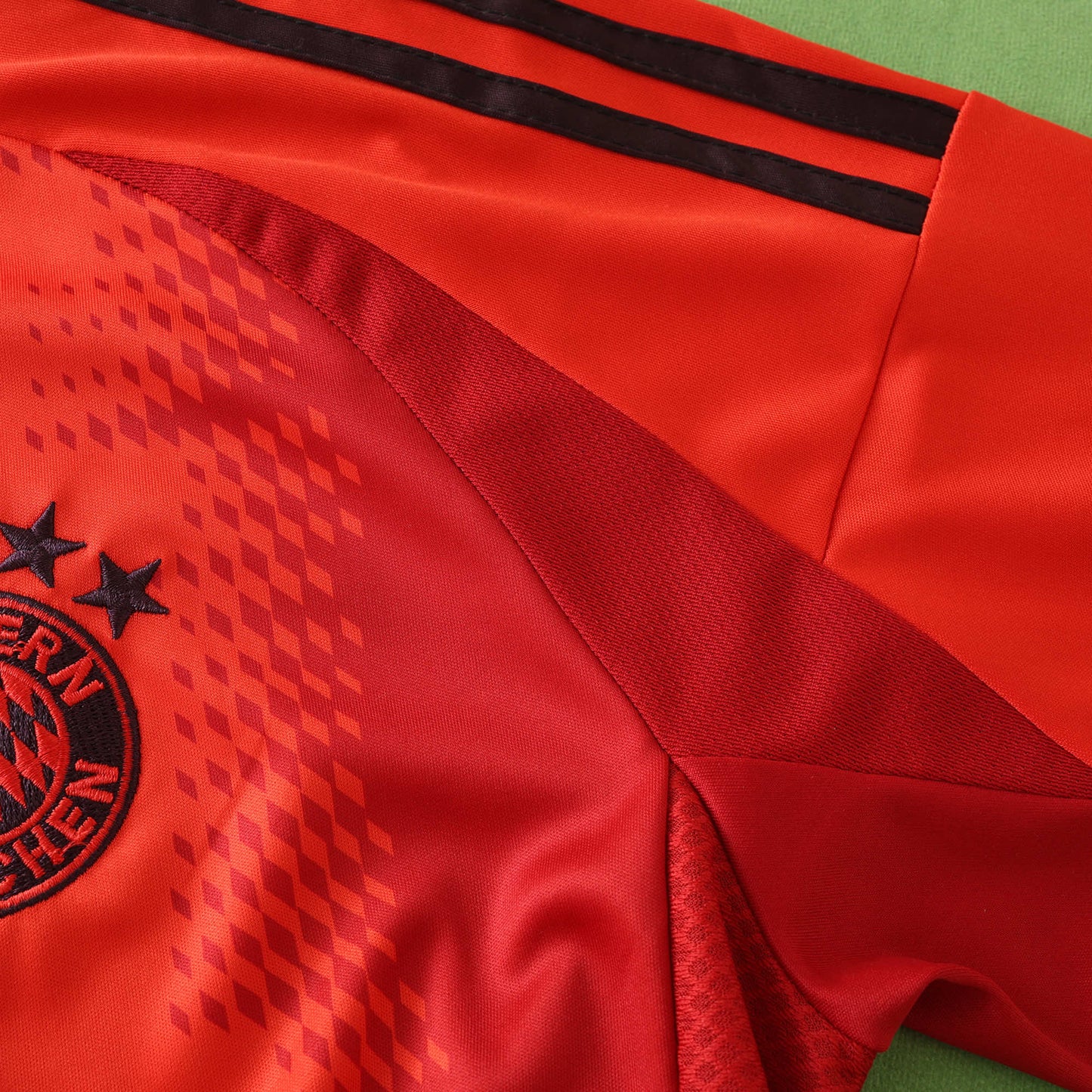 Bayern Munich 2024/25 Longsleeved Home Jersey - Fan Edition