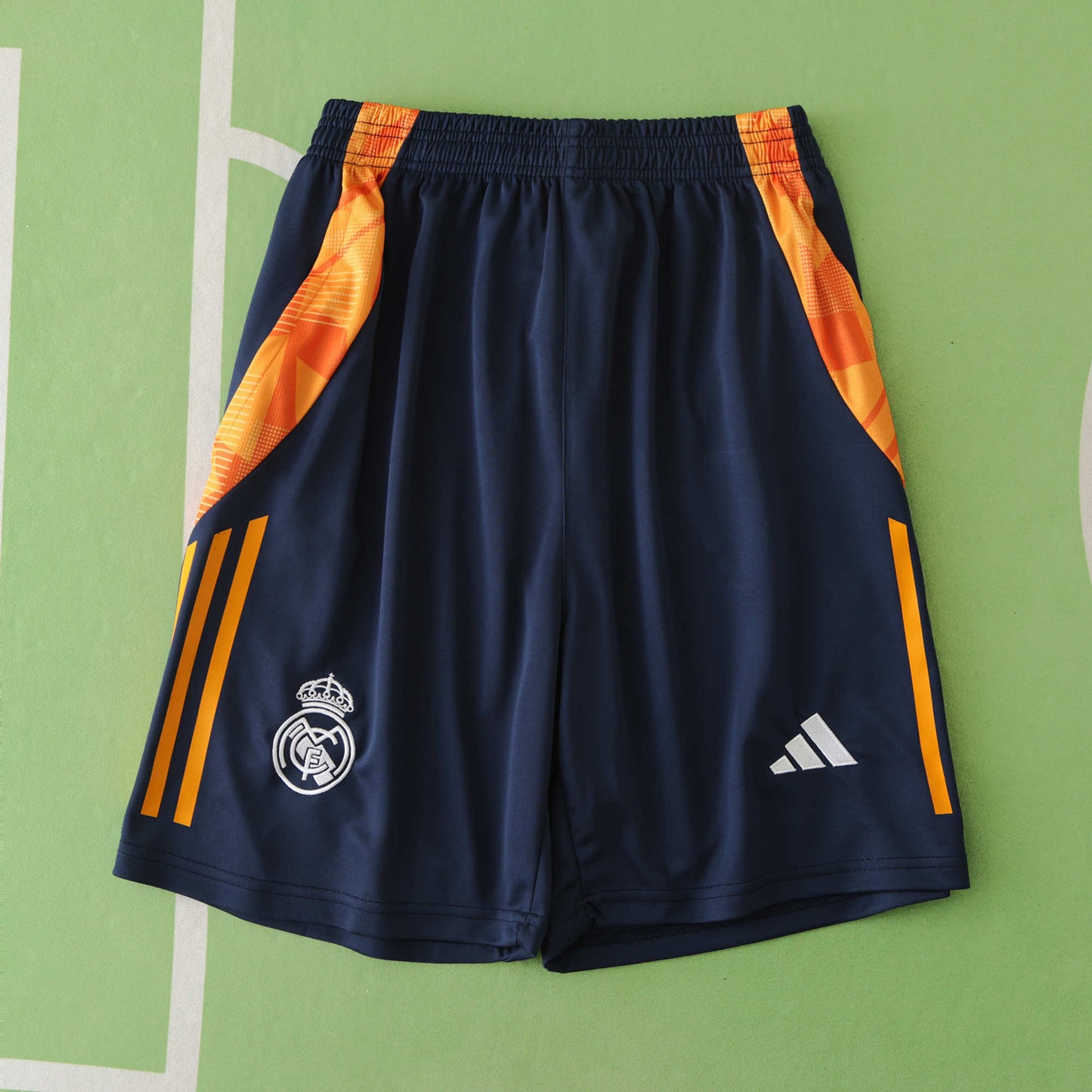 Real Madrid 2024/25 Training Vest Tracksuit (white 2)