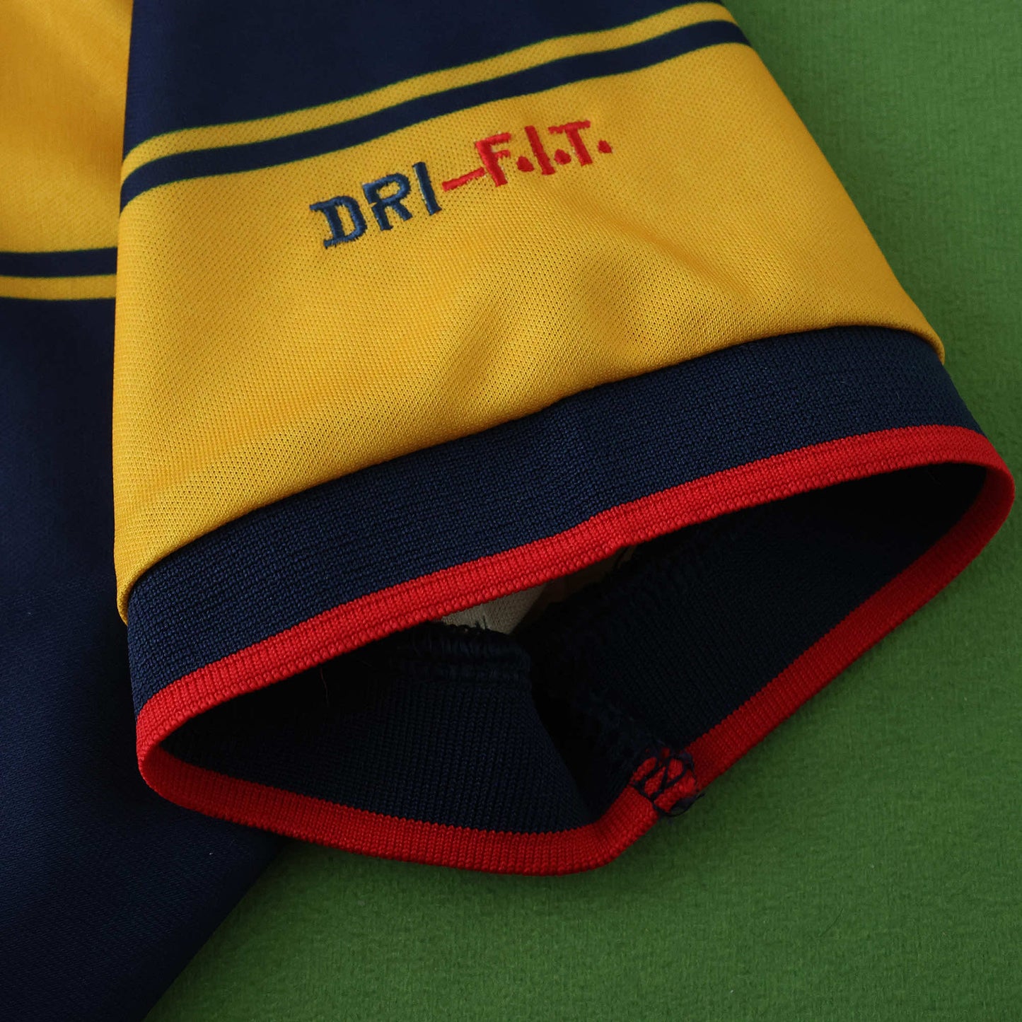 Arsenal 1997/98 Away Kit- Retro Edition (Kids)