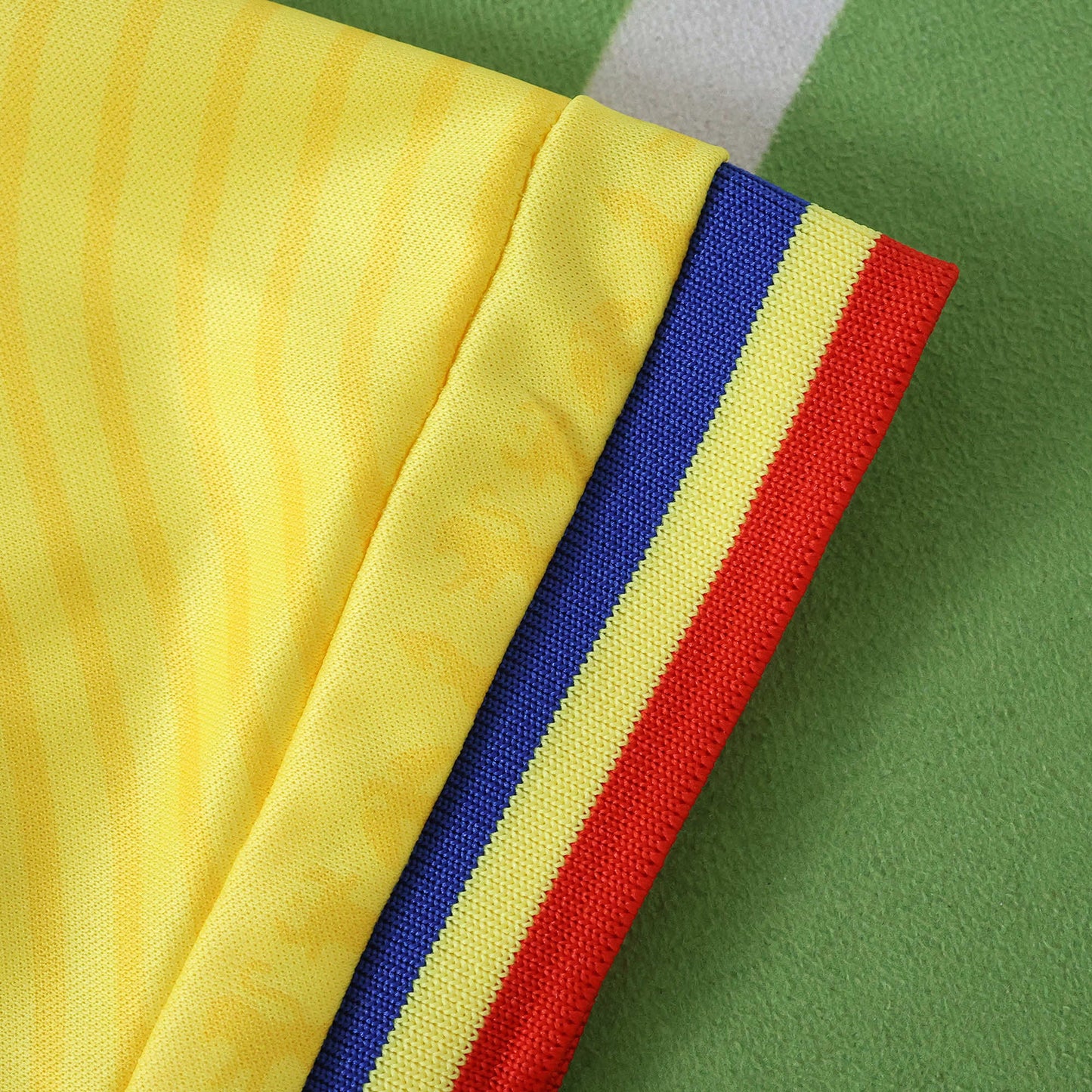 Romania 2025/26 Home Jersey - Fan Edition
