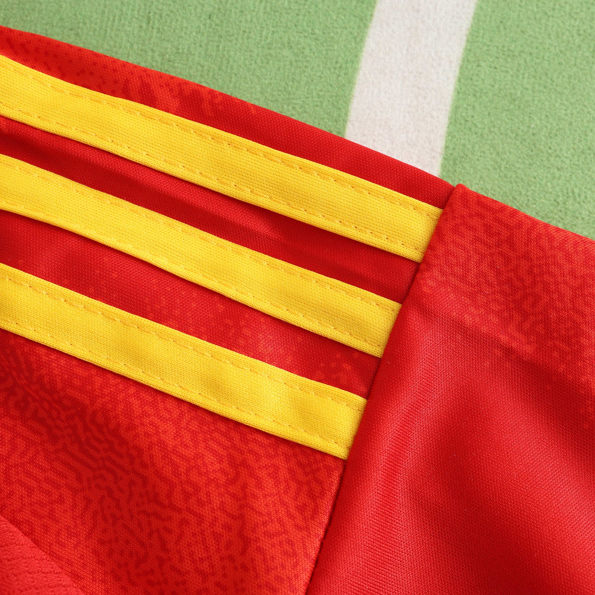 Spain 2024/25 Home Kit - Fan Edition (Kids) - The Jersey Vault