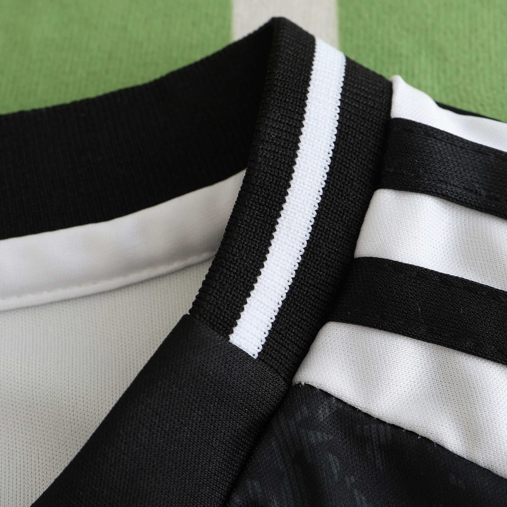 Juventus 2024/25 Home Kit - Fan Edition (Kids) - The Jersey Vault