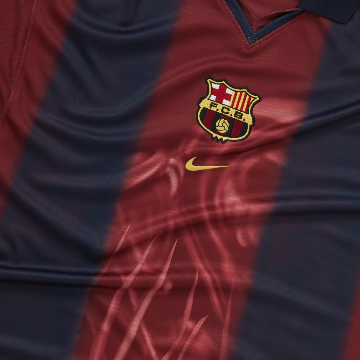 2000/01 LIMITED EDITION Barcelona x Travis Scott Home Jersey - Retro Edition