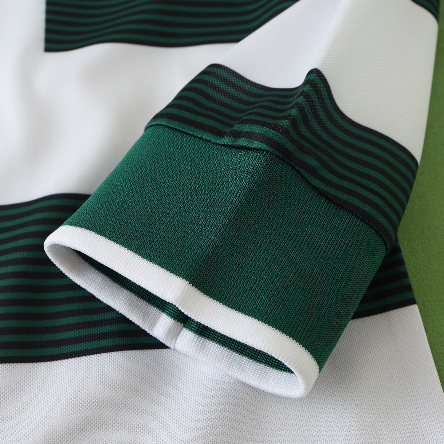 Sporting CP 2001/02 Longsleeved Home Jersey - Retro Edition