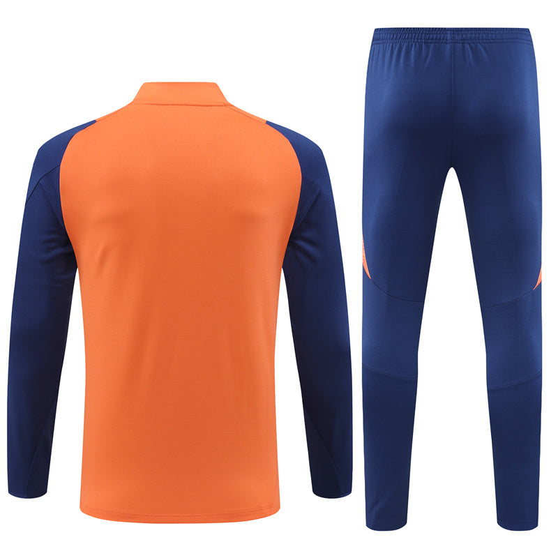 Manchester United 2024/25 Training Tracksuit (Orange)