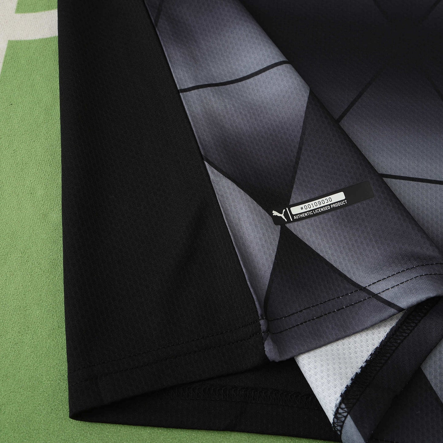 Leicester City 2015/16 Away Jersey - Retro Edition
