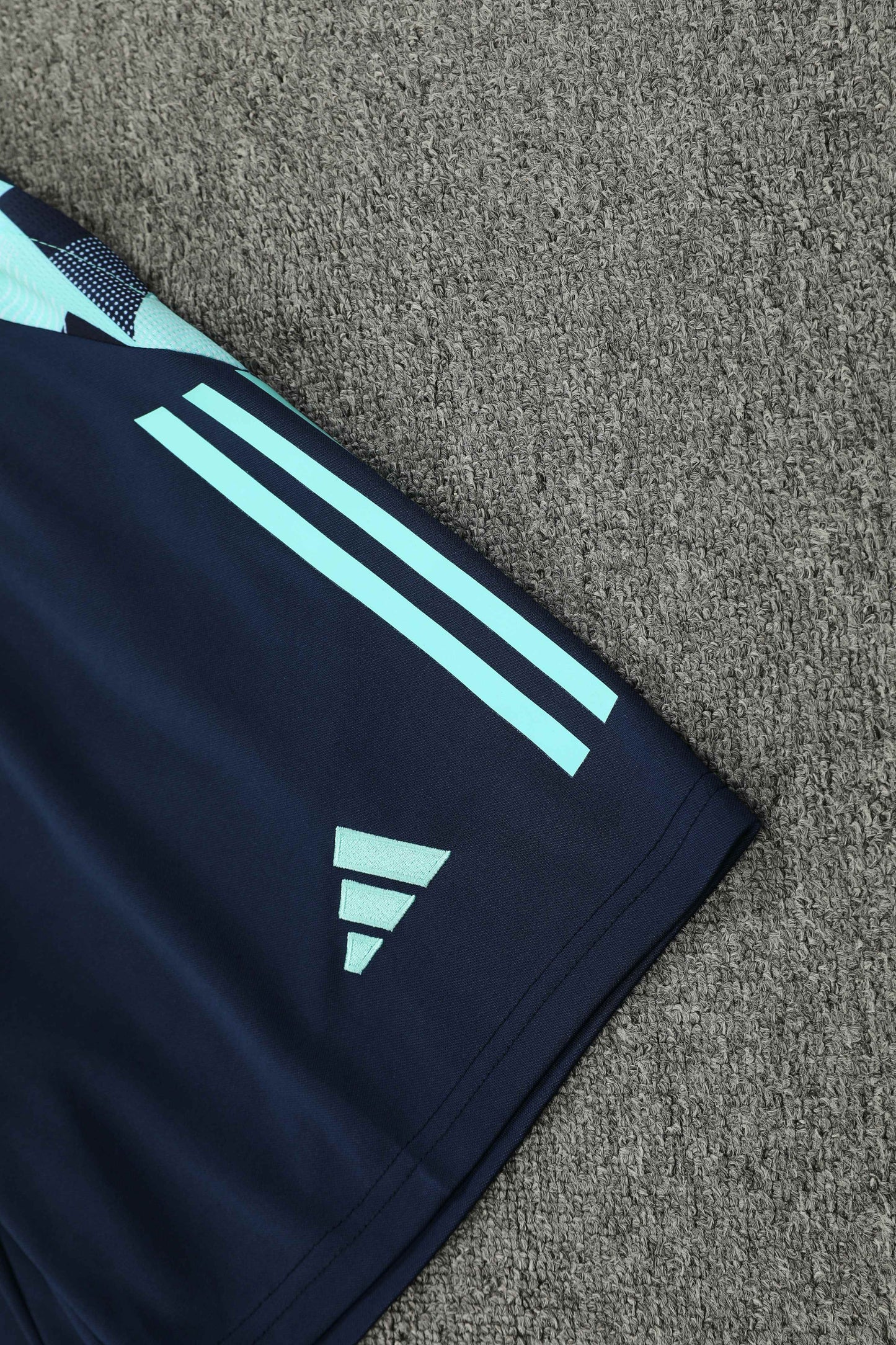 Real Madrid 2024/25 Training Vest Tracksuit (teal)