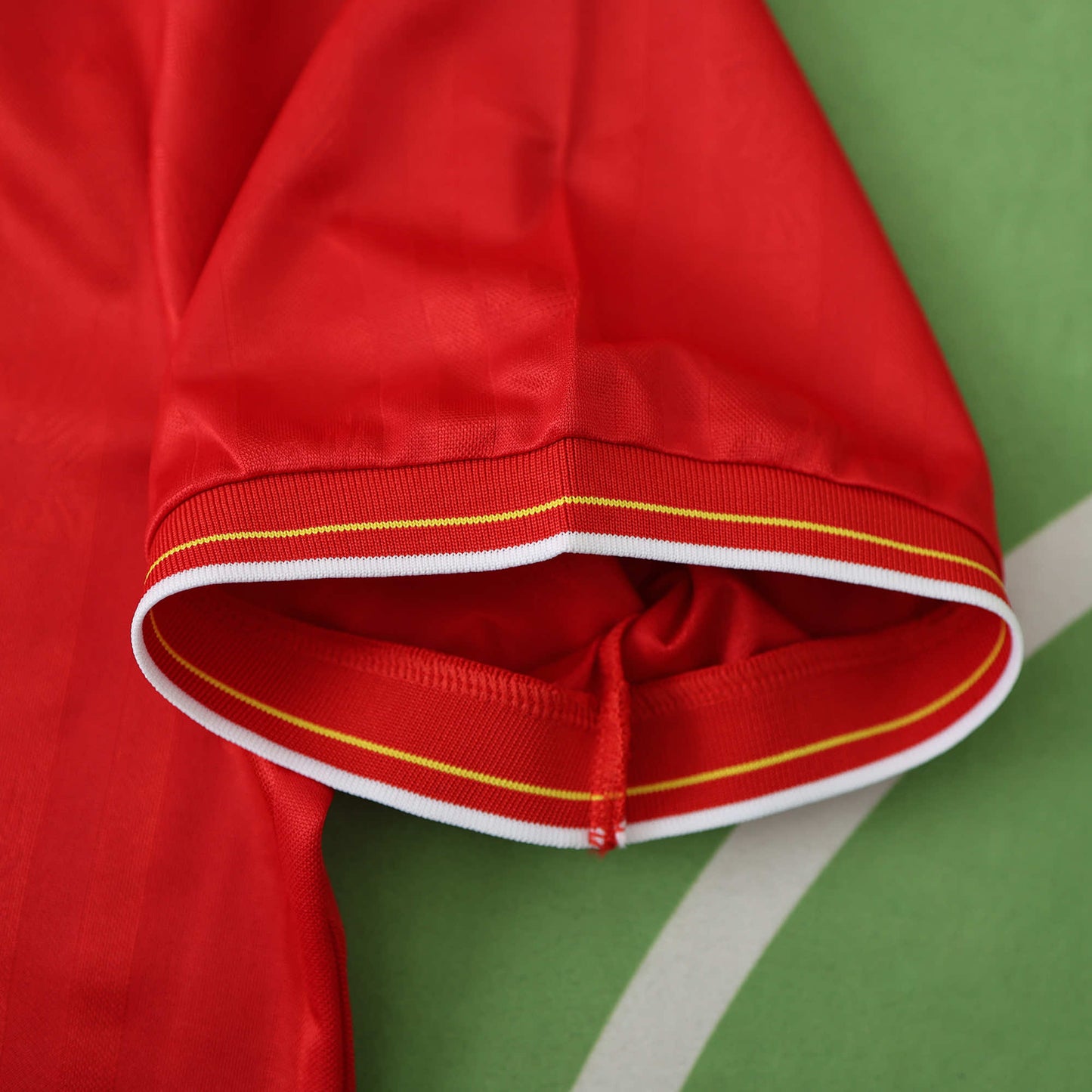 Liverpool 1985/86 Home Jersey - Retro Edition