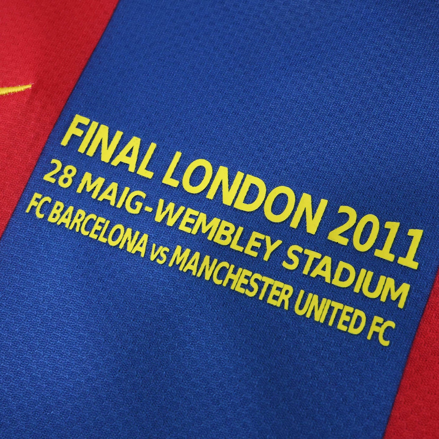 FC Barcelona 2010/11 Longsleeved Home Jersey - Retro Edition